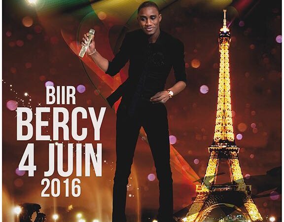 [MUSIQUE] Le chanteur sénégalais Waly SECK « sur la route de Berçy » pose un lapin aux Lyonnais