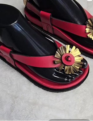 SENIBA, pour vos louloutes robes enfants tradition Africaine, chouchous, barrettes, chaussures