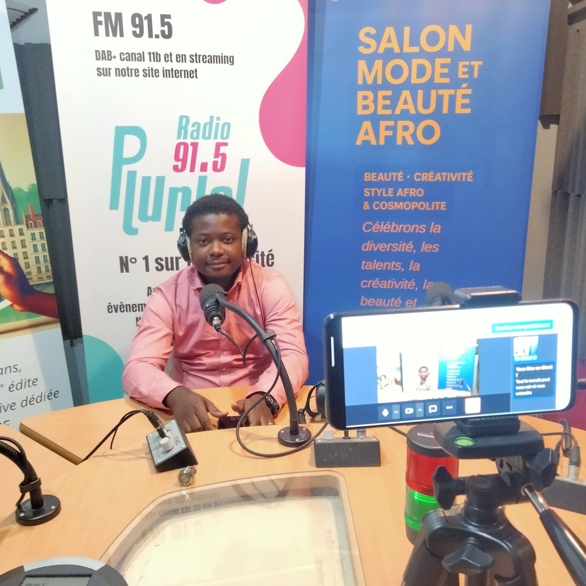 [RADIO] Retour en vidéo sur le passage de Parfait KOUADIO, (Promoteur culturel) CEO de LCProd, dans l&rsquo;émission Maquis Pluriel ! (18 octobre 2026)